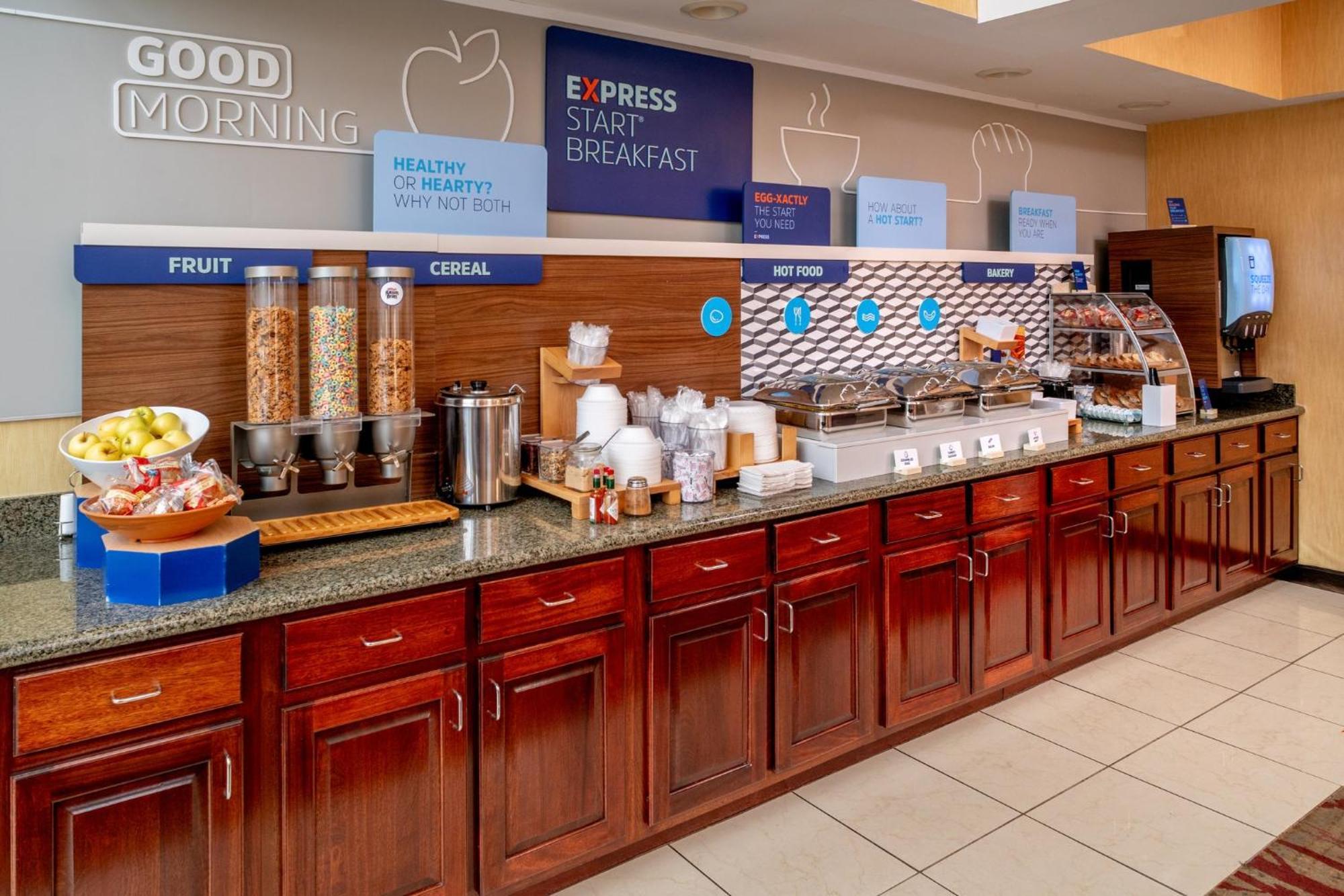 Holiday Inn Express And Suites Hazard By Ihg Exteriör bild