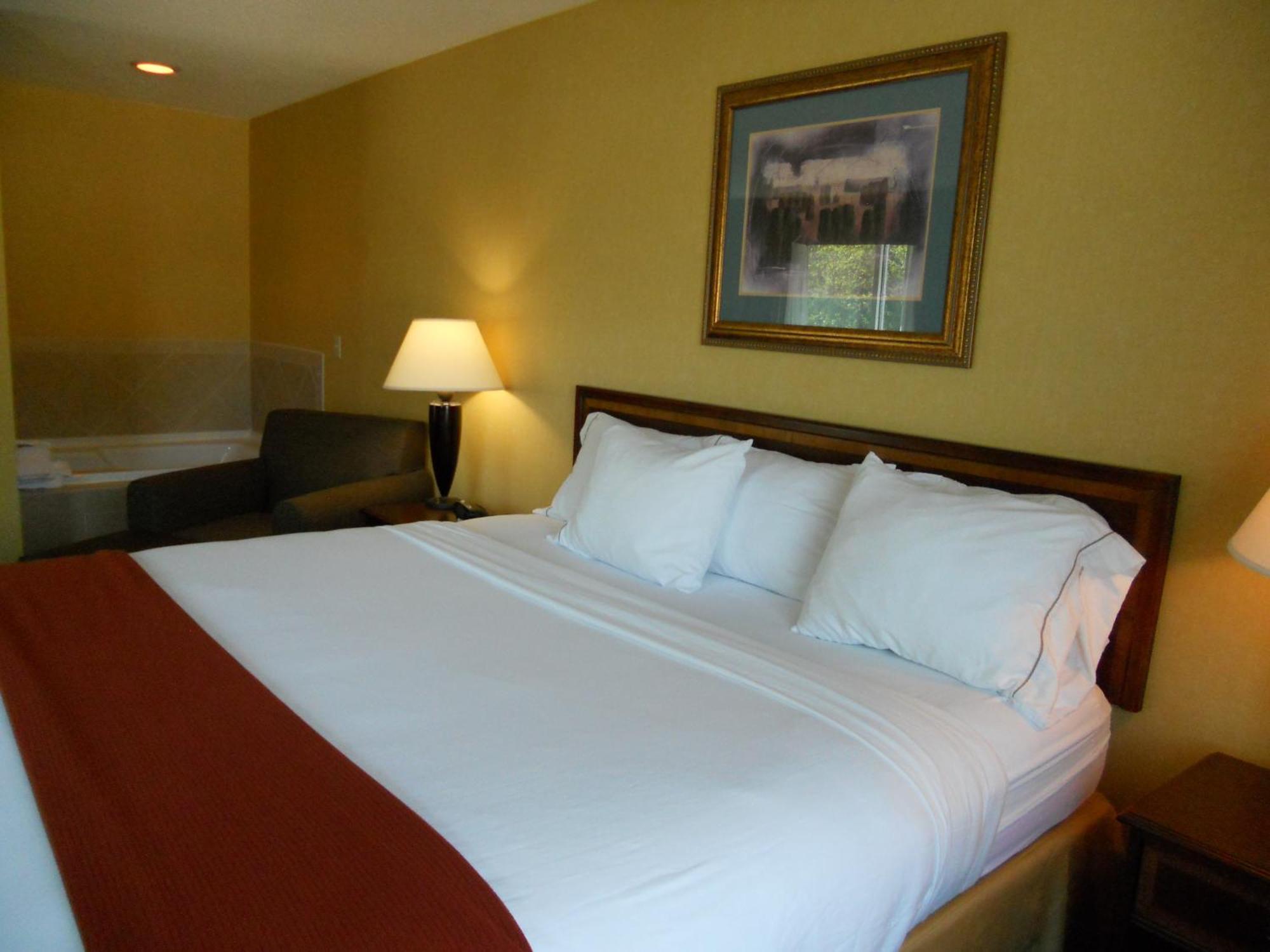 Holiday Inn Express And Suites Hazard By Ihg Exteriör bild