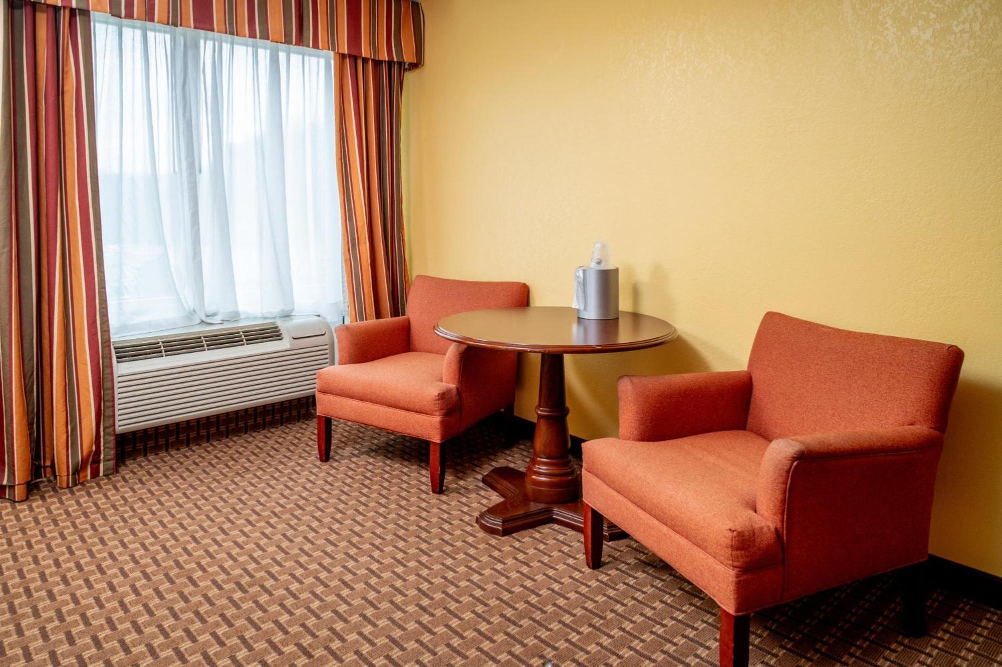 Holiday Inn Express And Suites Hazard By Ihg Exteriör bild