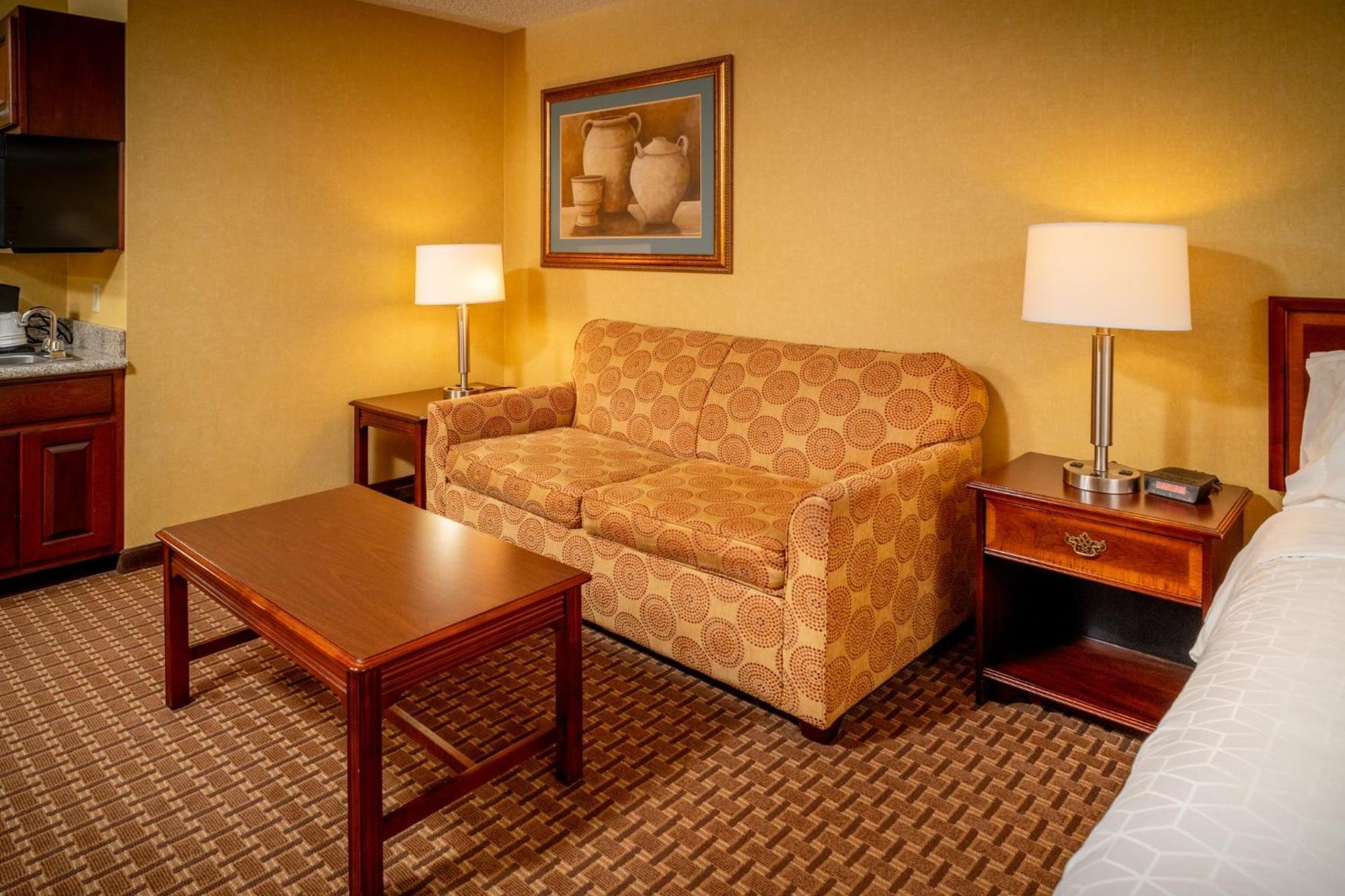 Holiday Inn Express And Suites Hazard By Ihg Exteriör bild