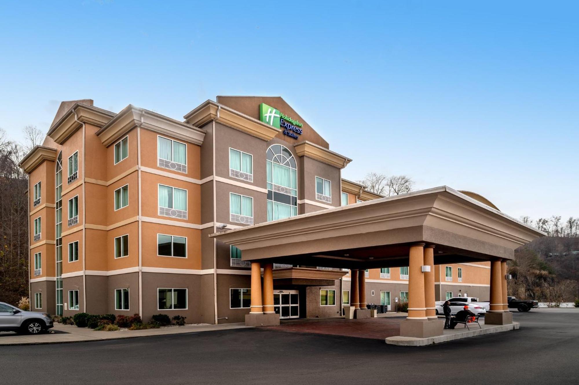 Holiday Inn Express And Suites Hazard By Ihg Exteriör bild