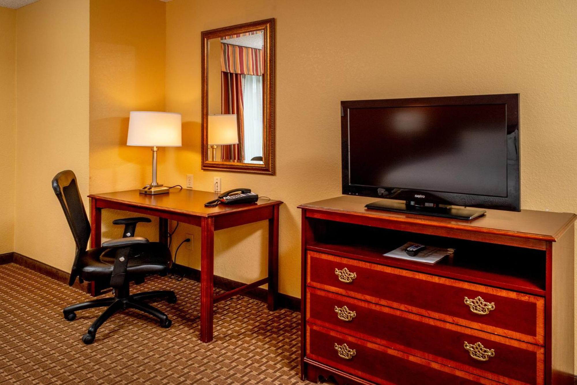 Holiday Inn Express And Suites Hazard By Ihg Exteriör bild
